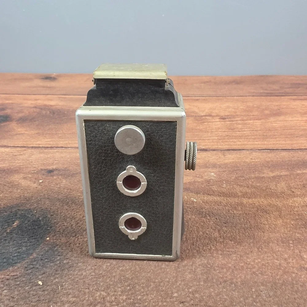 Falcon Flex Box Camera 50mm Graf Lens Black Good Vintage Art Deco TLR Style